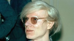 Andy Warhol fue el artista más cotizado en subastas en el 2013
