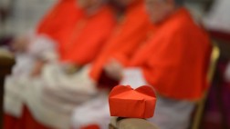 México: Sacerdote acusado de abusar de 26 monaguillos