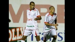 Rivaldo, de 41, jugó partido oficial junto a su hijo de 18 años