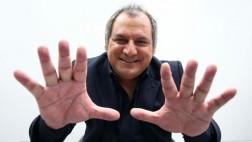 Álamo Pérez Luna volvió a ATV tras acusaciones de acoso