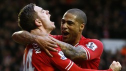 Liverpool ganó 4-3 a Swansea y se afianza rumbo a la Champions