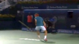 Federer y su genial jugada en Dubái que puso de pie a todos