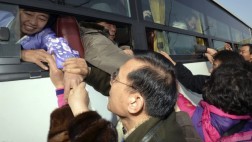 Familias de las dos Coreas se despiden