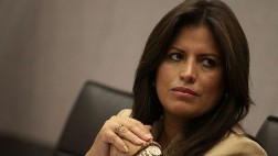 Carmen Omonte negó haber vulnerado ley por concesión minera