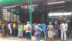 Comerciantes atrincherados en La Parada ahora piden diálogo