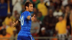Brasil goleó 5-0 a Sudáfrica con 'hat-trick' de Neymar