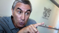 Oblitas pide que Burga se vaya: "O seguiremos igual o peor"