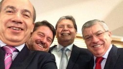 Alan García y su selfie con ex presidentes de México y Colombia