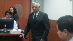 Montesinos ordenó quemar recibos de entregas de fondos al SIN