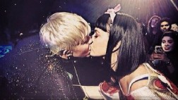 Miley Cyrus y Katy Perry se pelean tras su beso
