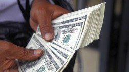 El dólar avanza pero la BVL sigue cayendo en primeros negocios