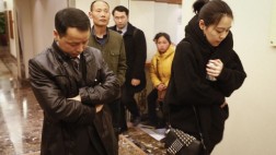 China envía dos buques de guerra para encontrar avión