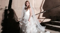 Shakira reveló por qué se vistió de novia