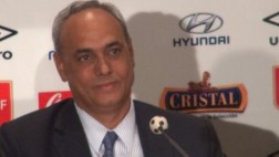 Manuel Burga se niega a revelar negociación con Marcelo Bielsa