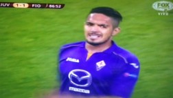 'Loco' Vargas obligó a Buffon a lucirse con este gran disparo