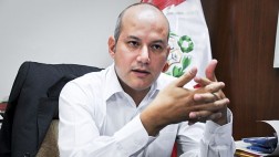 Gana Perú a favor de modificar entrega de confianza a ministros