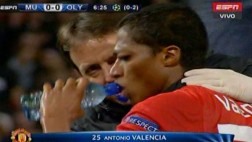 Mira el terrible choque entre Antonio Valencia y Joel Campbell