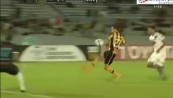 Peñarol sigue con vida en la Libertadores gracias a este golazo