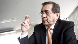 Del Castillo: "Los informes de megacomisión están desquiciados"