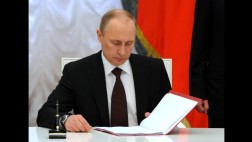 Rusia completó la anexión de Crimea con firma de Vladimir Putin