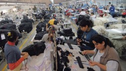 Editorial: El fetiche de las fábricas