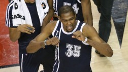 Kevin Durant y un magnífico partido en el que anotó ¡51 puntos!