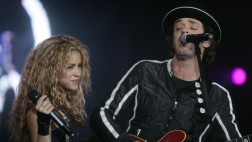 Shakira le envía carta de aliento a madre de Gustavo Cerati
