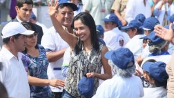 Nadine Heredia inicia gira como presidenta del nacionalismo