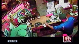Los Olivos: delincuentes se llevaron S/.5 mil de pollería