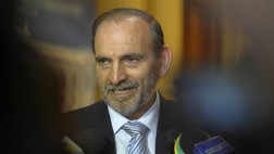 Políticos y periodistas opinan sobre 'bomba' de Yehude Simon