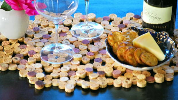 Crea tus propios individuales de mesa con corchos de vino