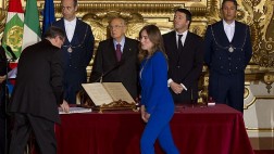 Bella ministra italiana causa furor en las redes sociales