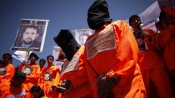Uruguay: Serán seis los presos que llegarán de Guantánamo
