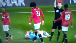 Marouane Fellaini arriesga sanción por, ¿escupir a un rival?