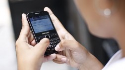 Te podría convenir cambiar tus celulares por uno de doble chip