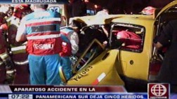 Choque de taxi contra un muro dejó cinco heridos de gravedad
