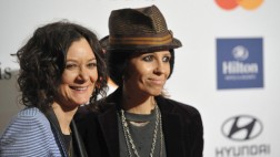 Actriz de "The Big Bang Theory" se casó con Linda Perry