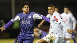 Garcilaso perdió 2-0 ante Defensor y quedó eliminado de la Copa