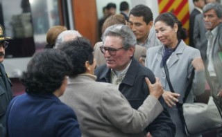 INPE evaluará si Alfredo Crespo puede visitar a Abimael Guzmán
