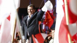 Los creadores de García III, por Juan Paredes Castro