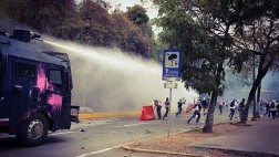 Venezuela: Fuertes enfrentamientos entre policías y estudiantes
