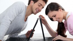 5 formas en que Facebook cambió nuestras relaciones