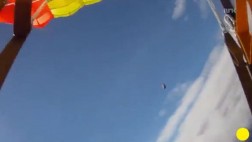 Paracaidista se salvó de ser impactado por un meteorito