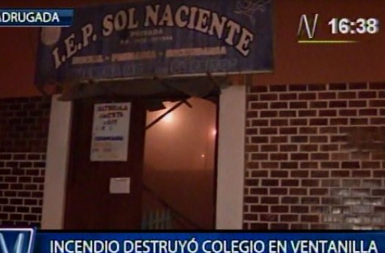 Minedu ofrece reubicar a escolares de colegio incendiado