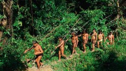 Ecuador: Indígenas atacan con lanzas y mueren dos personas