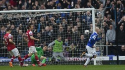 Fuera de la liga: Arsenal cayó goleado ante el Everton
