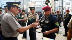 Quince policías fueron condecorados por su destacada labor