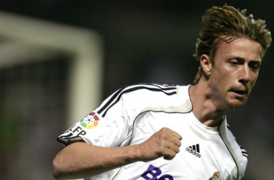La burla del ex madridista Guti por la eliminación del Barza