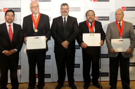Ministerio de Cultura reconoce labor de destacados arqueólogos