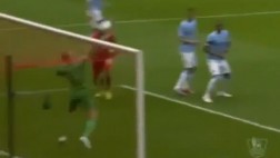 Joe Hart y una tapada increíble a quemarropa a Gerrard